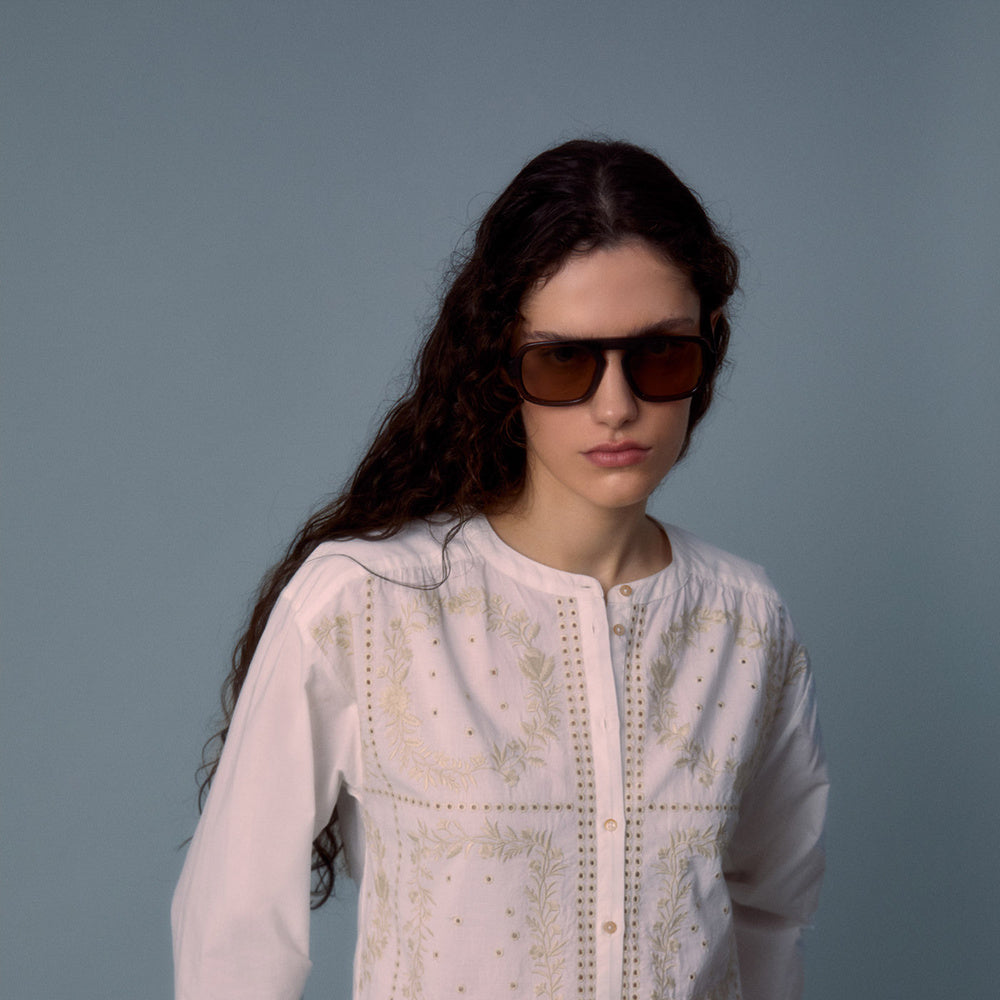 Sfera | Blusa con Bordado Frontal para Dama