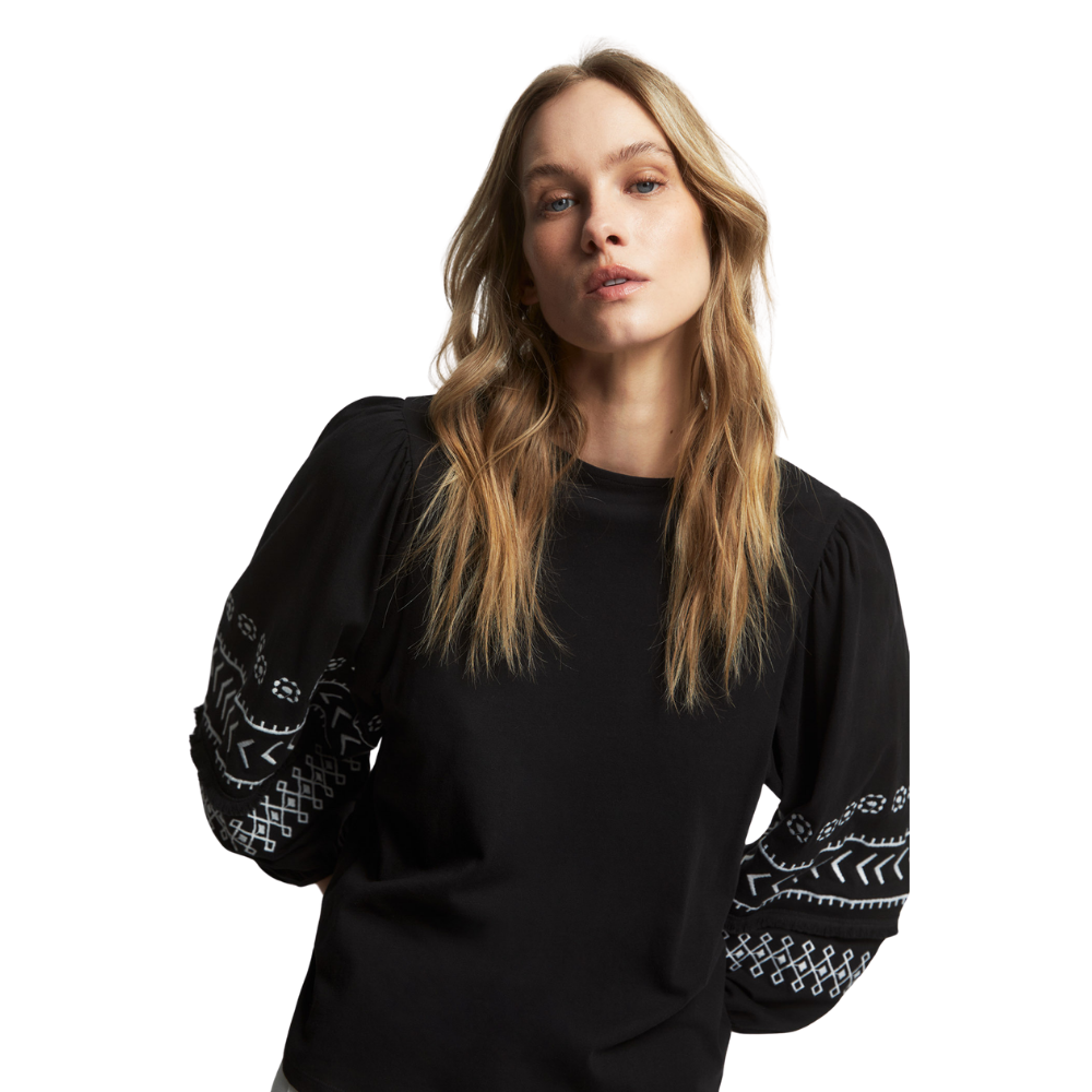 Sfera | Camiseta Bordada