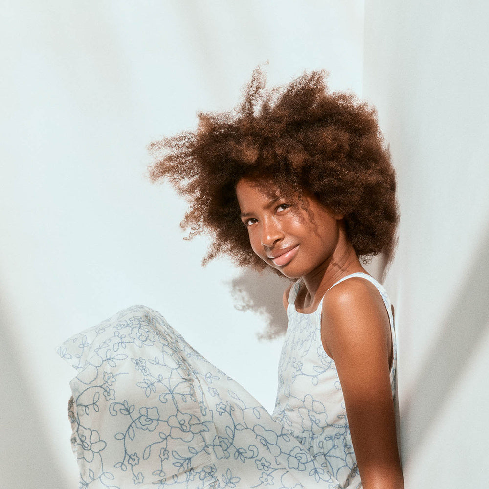 Sfera | Vestido Bordado para Niña