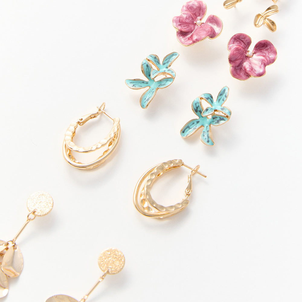 Sfera Set de 8 aretes con motivos de flores