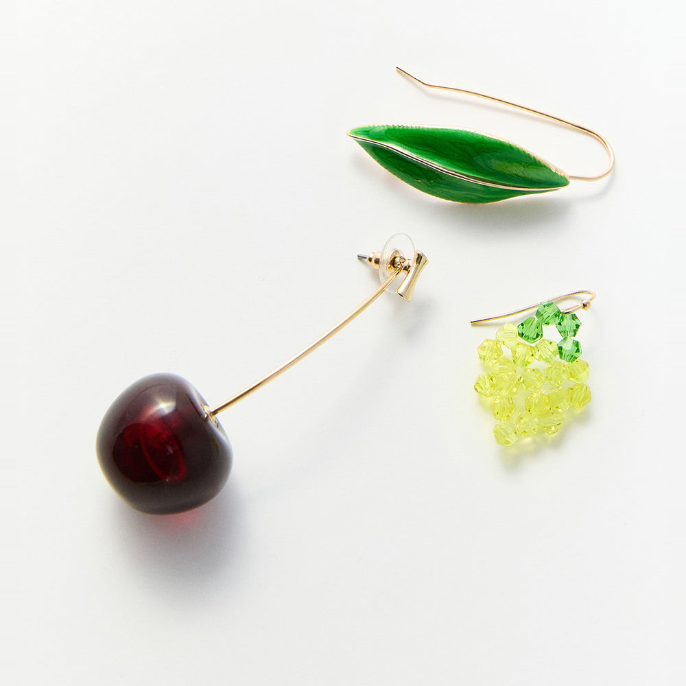 Sfera Set de 3 aretes con motivos de frutas