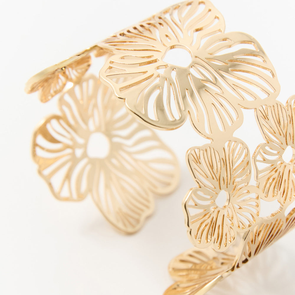 Sfera Conjunto de pulsera y aretes de filigrana floral
