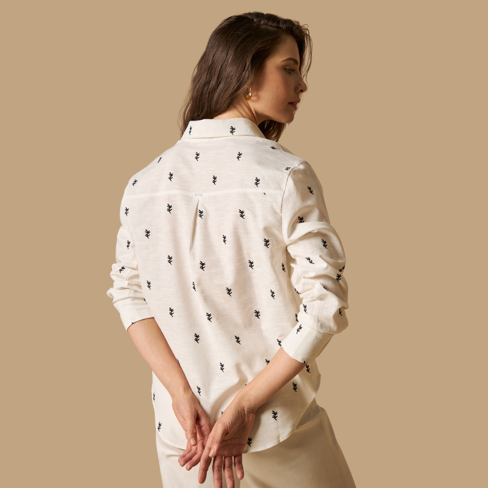 Esprit | Camisa Clásica con Bordados para Dama