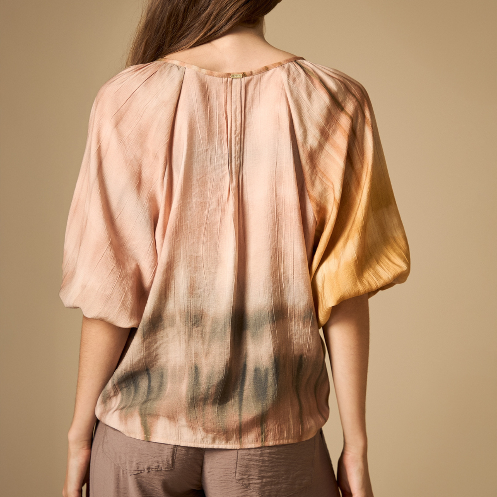 Esprit | Blusa Fluida Degradada con Escote para Dama