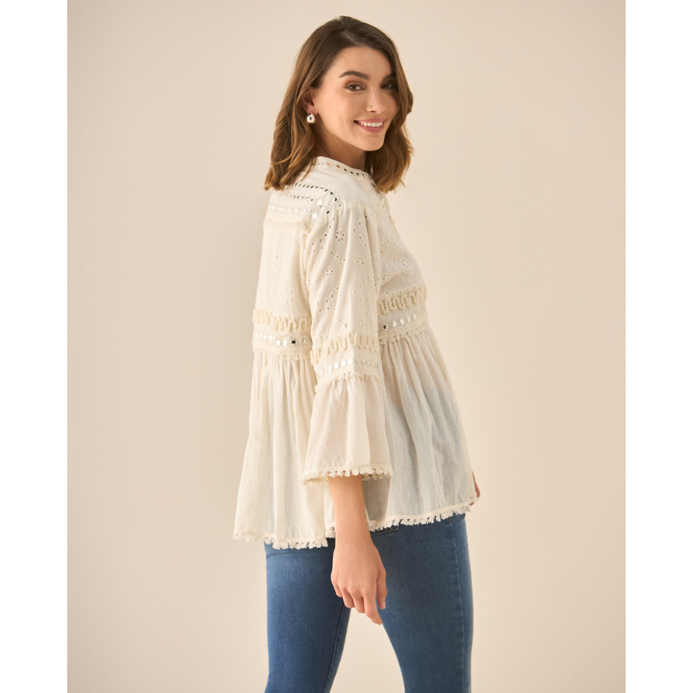 Esprit | Camisa con  Apliques de Piedra detalles bordados para mujer