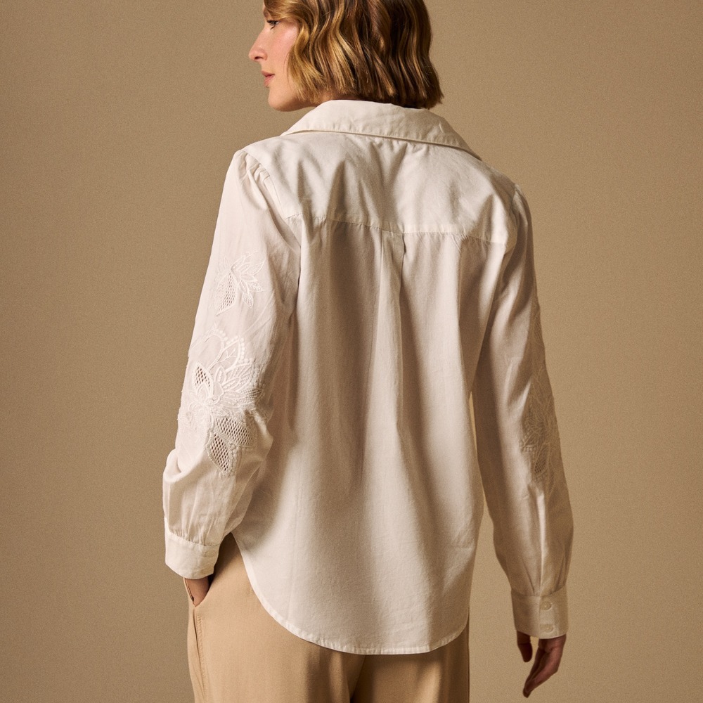 Esprit | Camisa con Bordados Florales