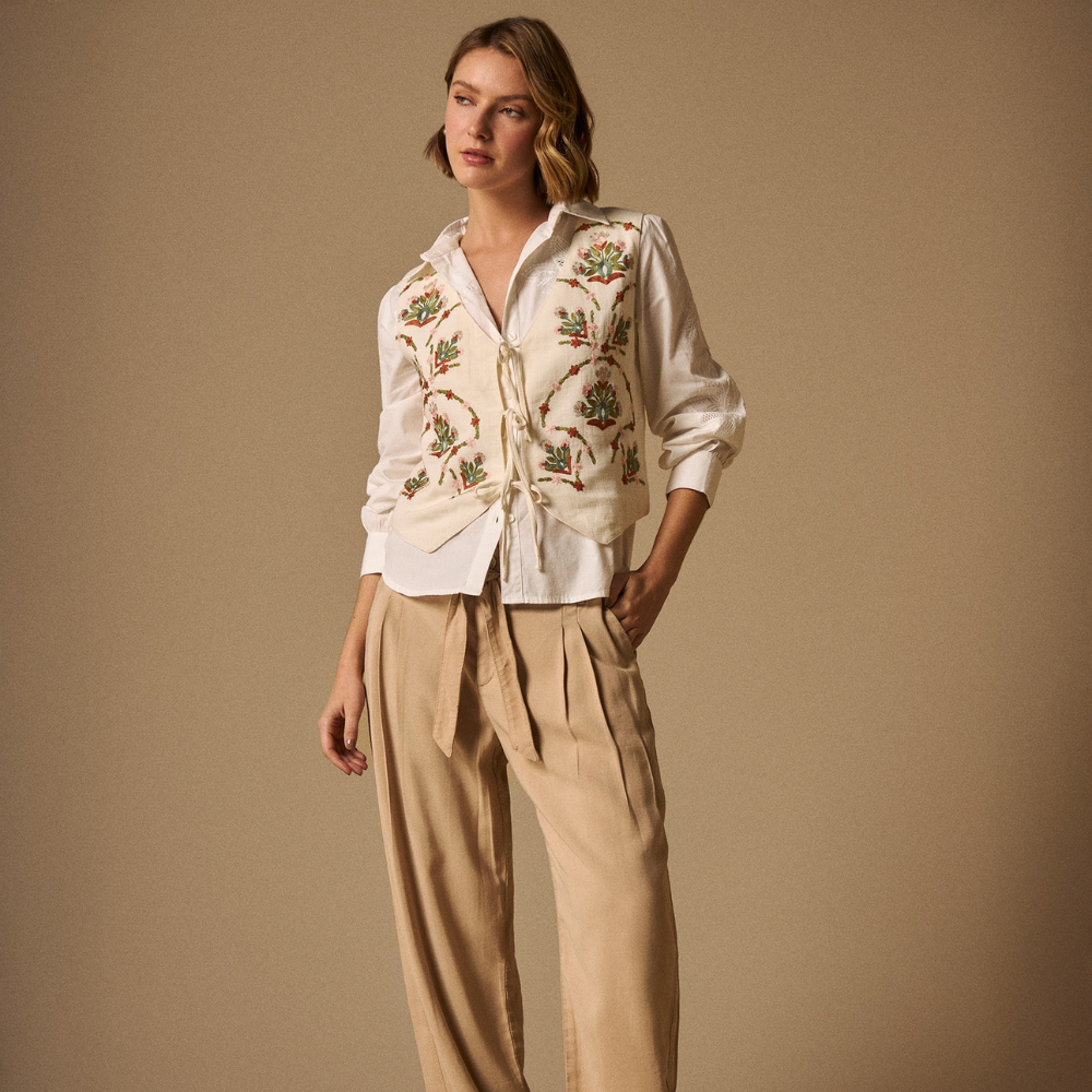 Esprit | Chaleco con Bordados Florales