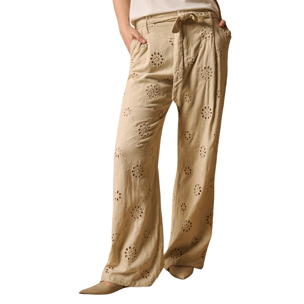 Esprit | Pantalón con Bordados Florales