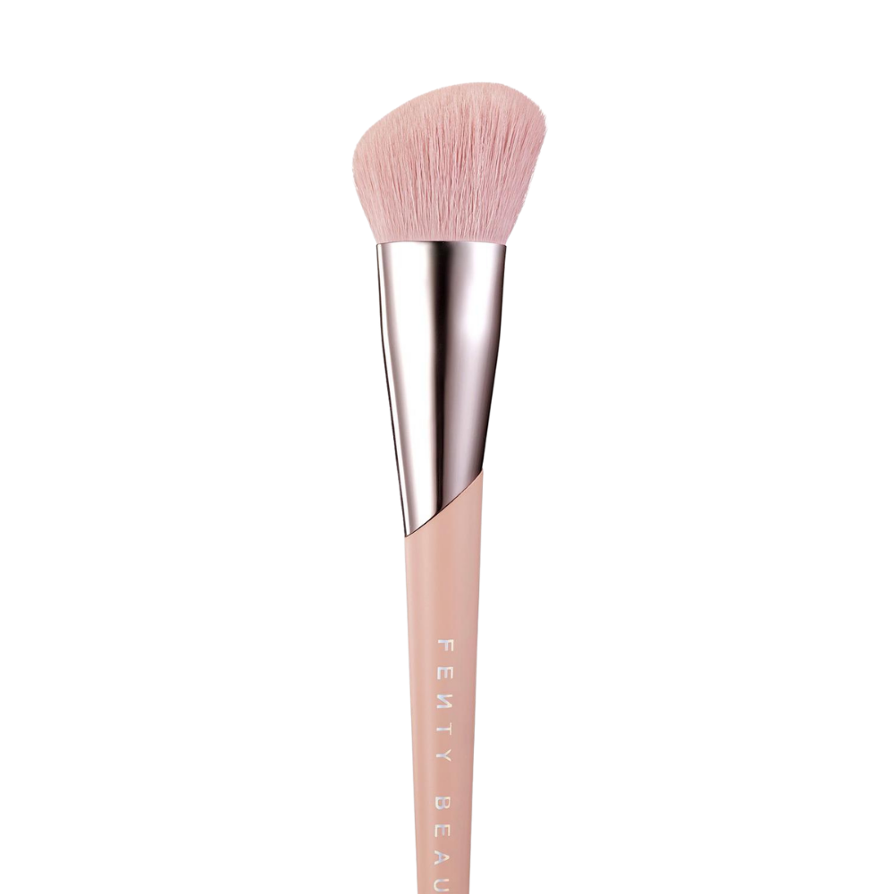 brocha para esculpir rostro Fenty Beauty