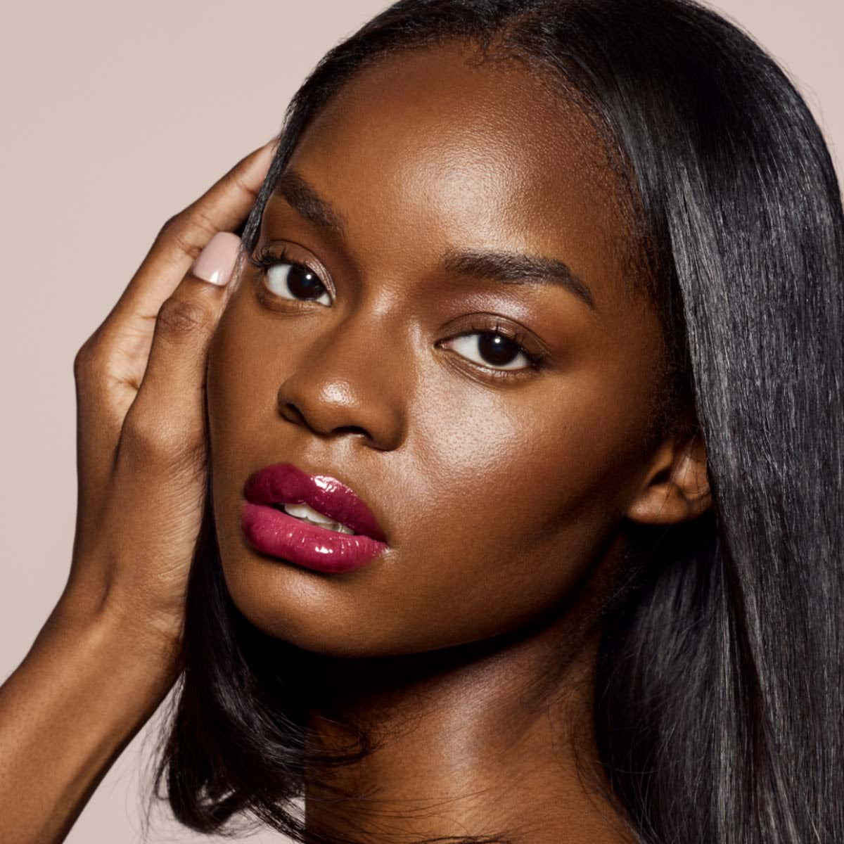 Fenty Beauty   | Gloss Bomb Universal Lip Luminizer (Brillo de labios)
