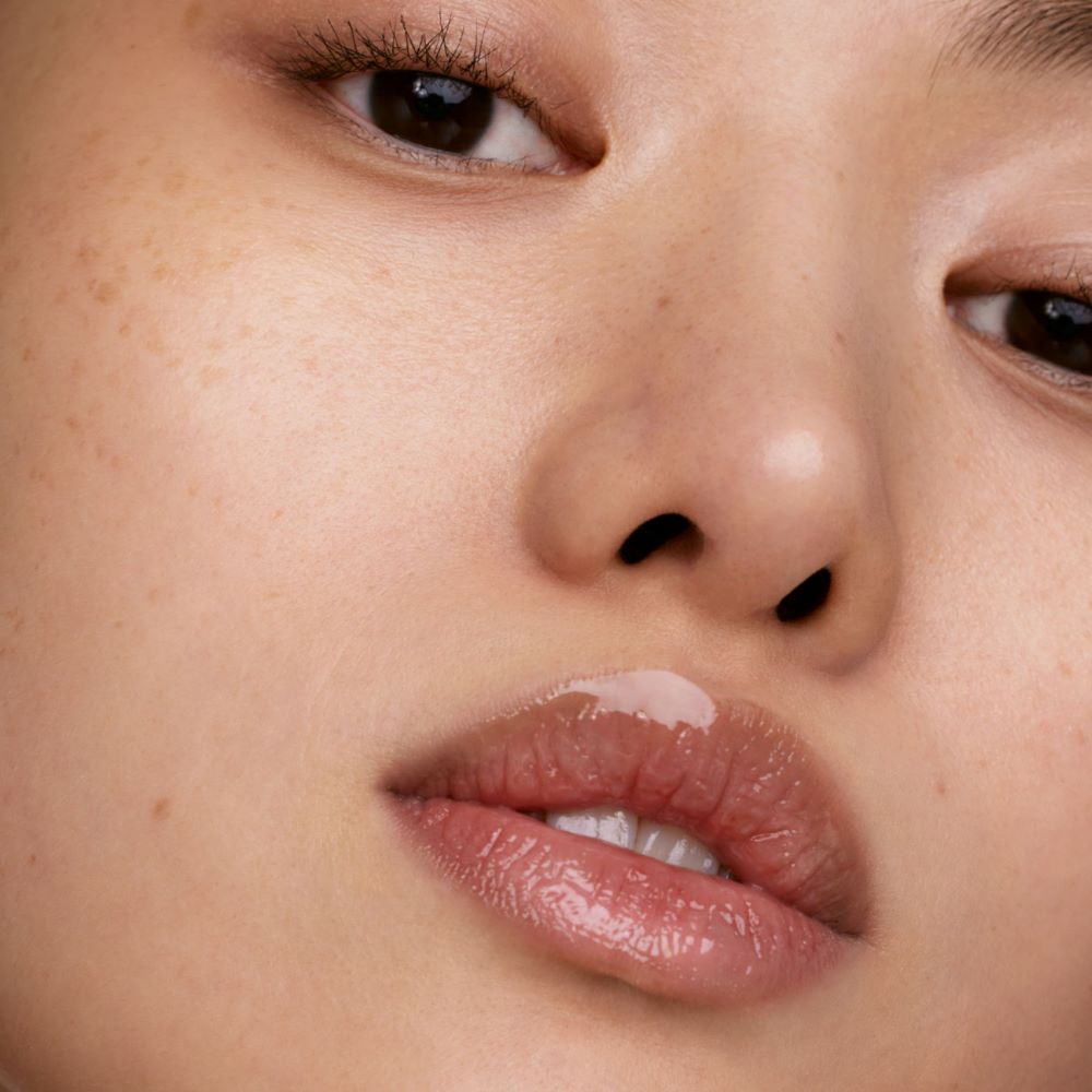 tonico Fenty Skin con salicilico y aloe