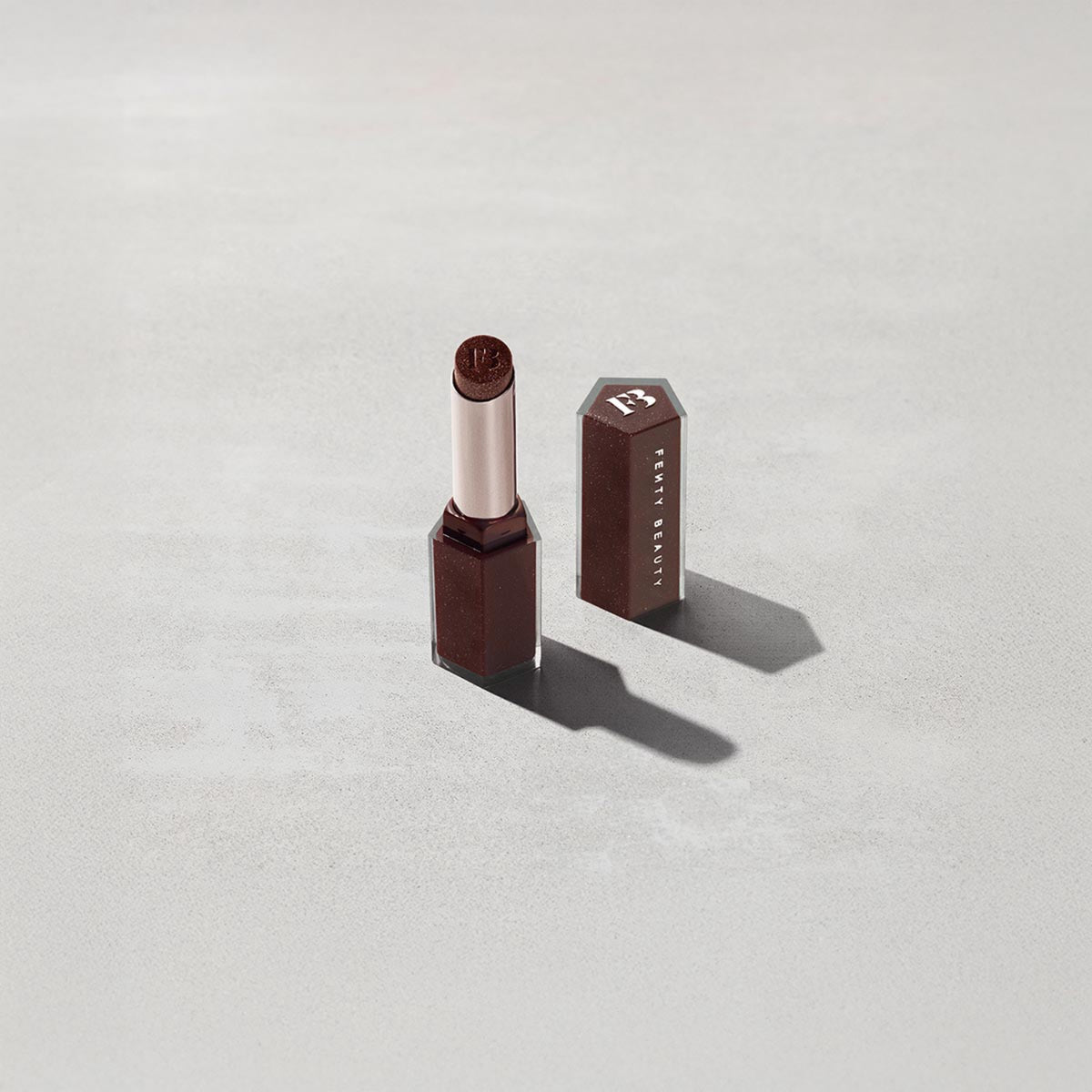 Fenty Beauty | Gloss Bomb Stix High-Shine Gloss Stick (Labial en barra)