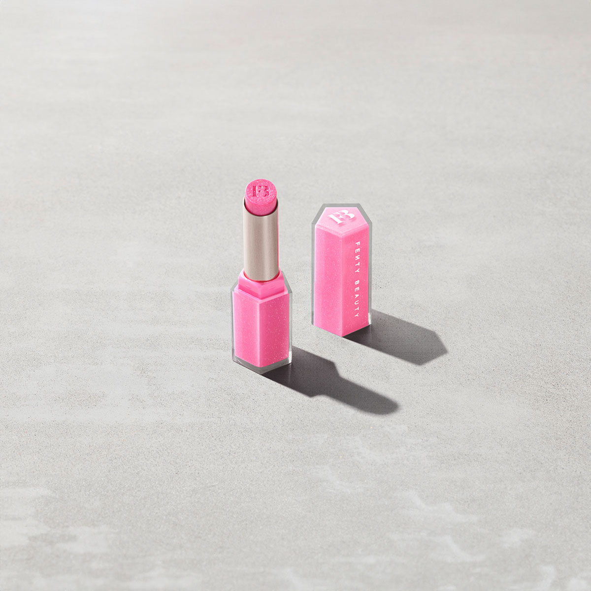 Fenty Beauty | Gloss Bomb Stix High-Shine Gloss Stick (Labial en barra)