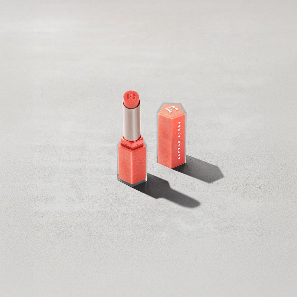 Fenty Beauty | Gloss Bomb Stix High-Shine Gloss Stick (Labial en barra)