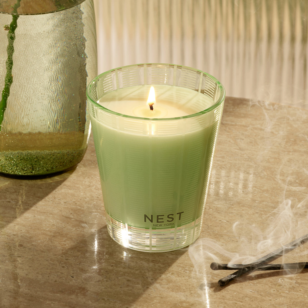 NEST NEW YORK | Cucumber & White Sage Classic Candle