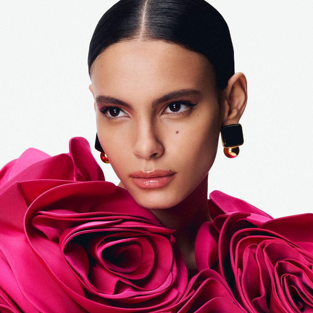 Carolina Herrera | Nude Couture Triple Moisture Serum Foundation