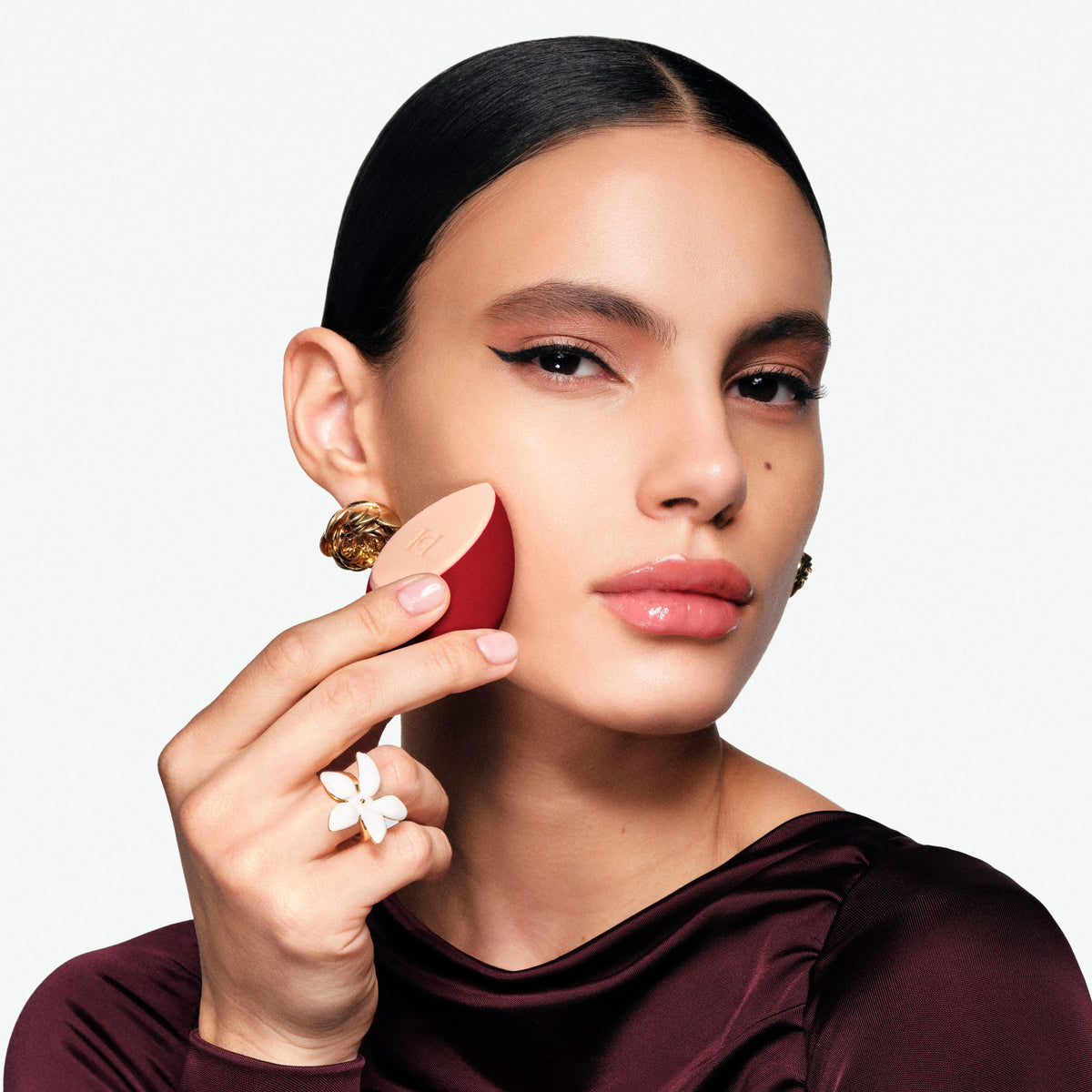 Carolina Herrera | Makeup Foundation Beauty Blender