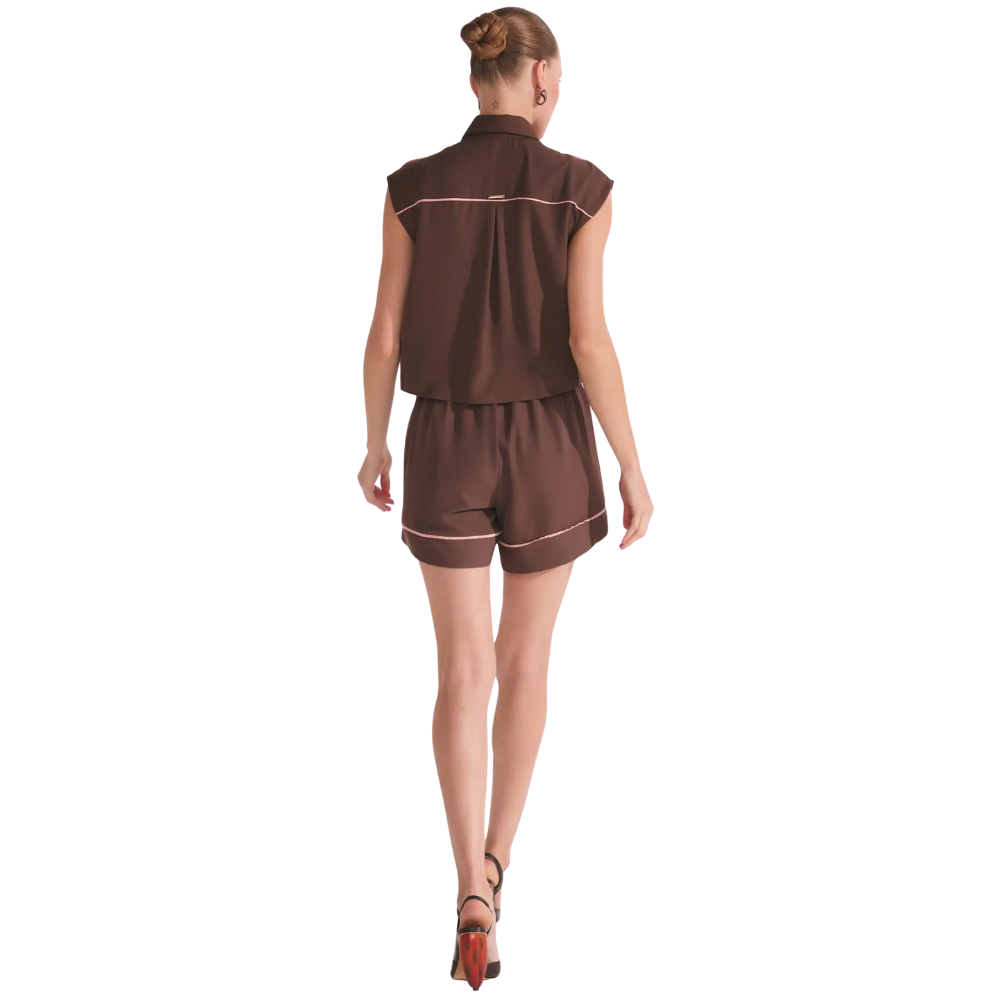Linzzi | Pantalones Cortos de Crepe Benita con Forro de Malla