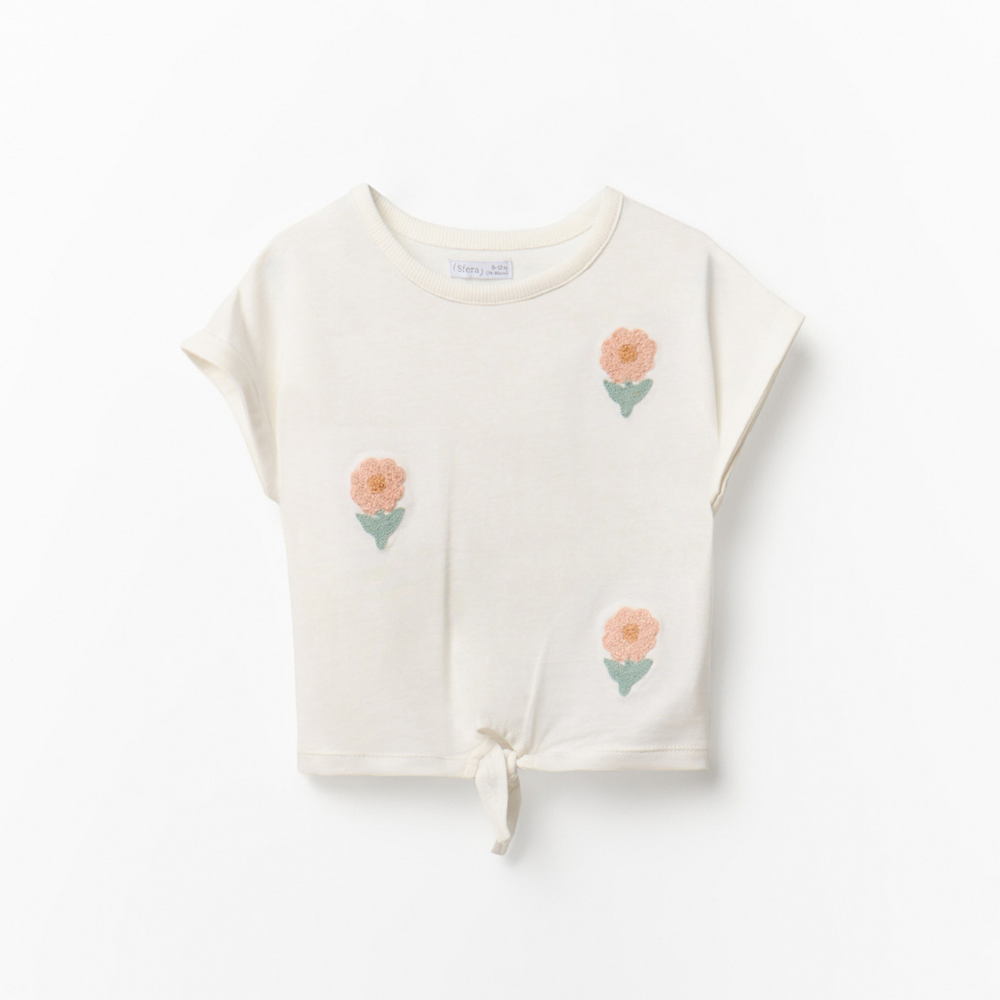Sfera | Camiseta nudo flores