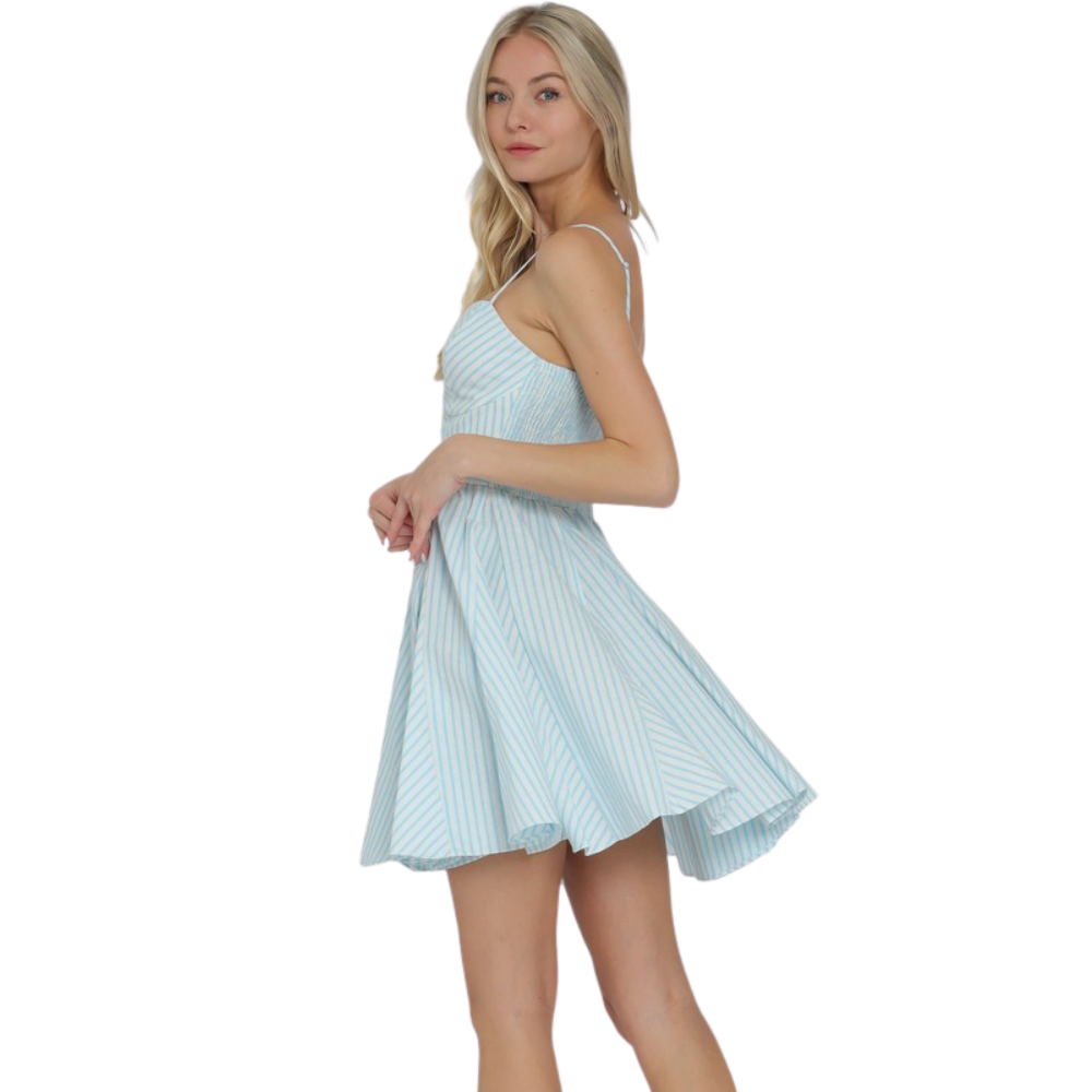 Vestido Corto Estructurado a Rayas para Dama