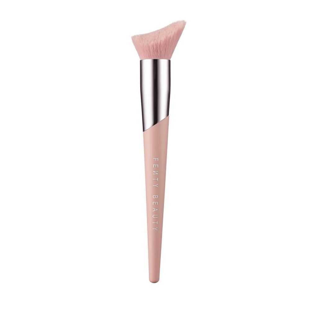 brocha iluminadora Fenty Beauty