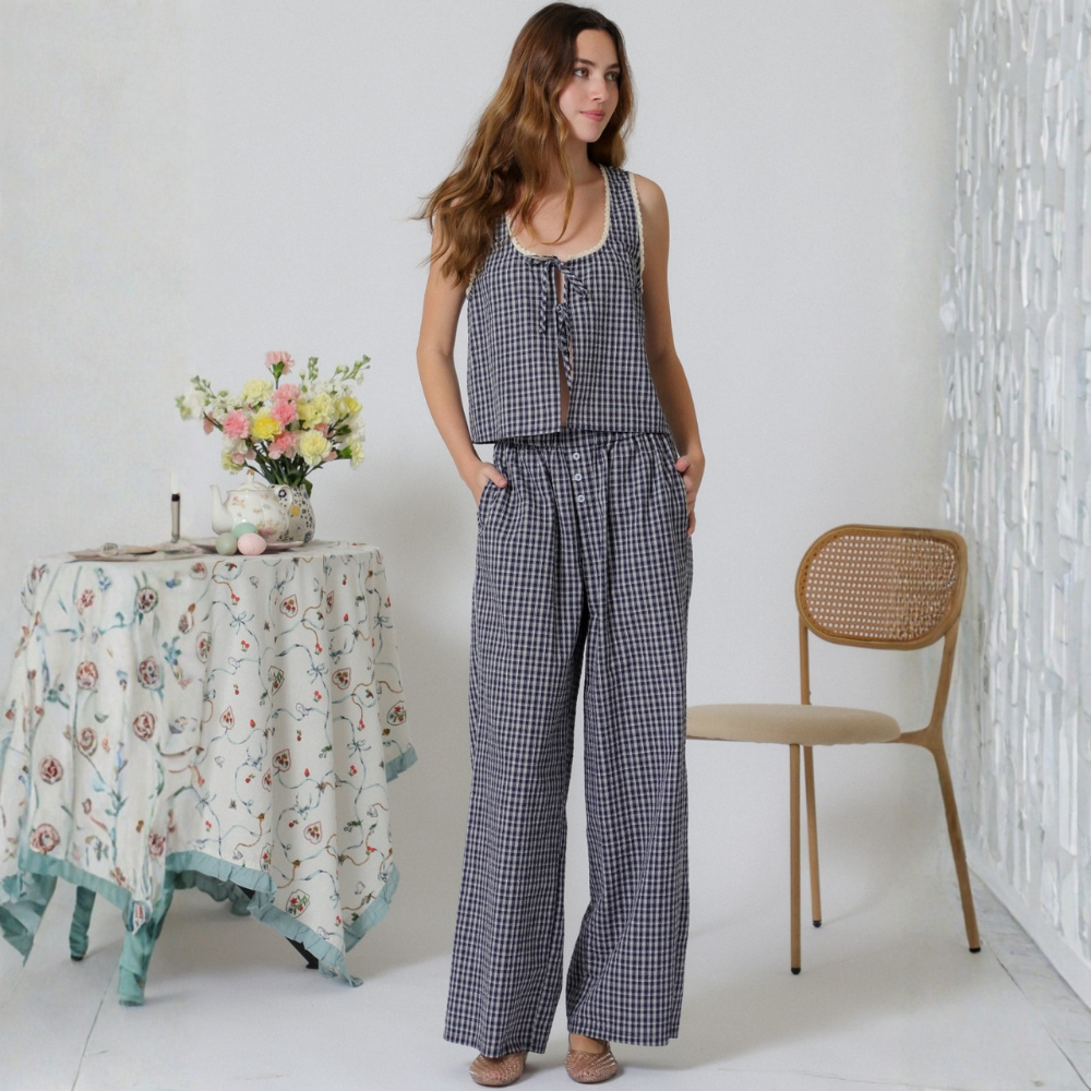Conjunto de Chaleco a Cuadros y Pantalón para Dama