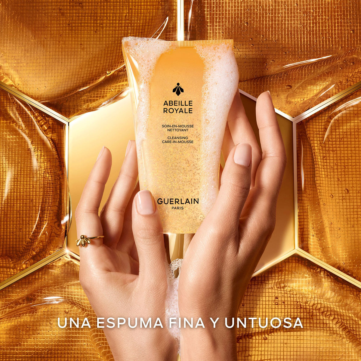 Guerlain | Abeille Royale Cleansing Care-In-Mousse