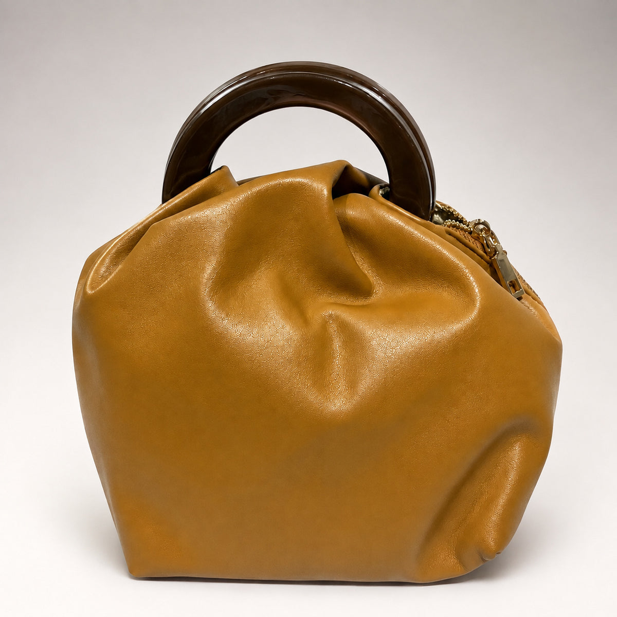 Olea | Bolso Tote Soft Light Brown con Asa Acrílica