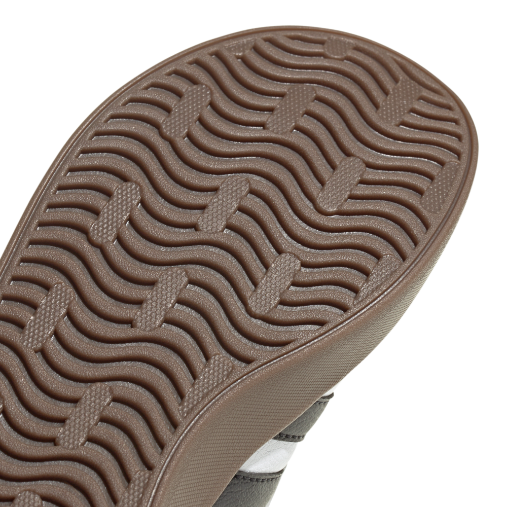Adidas | Tenis elegantes con detalles y toques de gamuza White Black