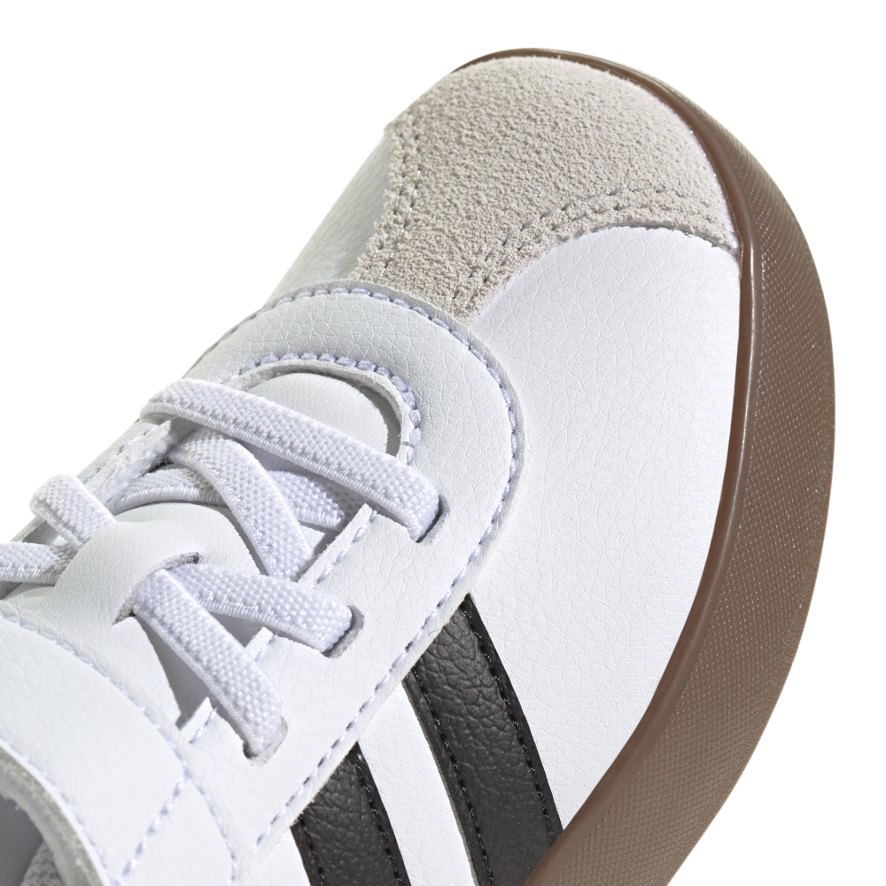 Adidas | Tenis elegantes con detalles y toques de gamuza White Black