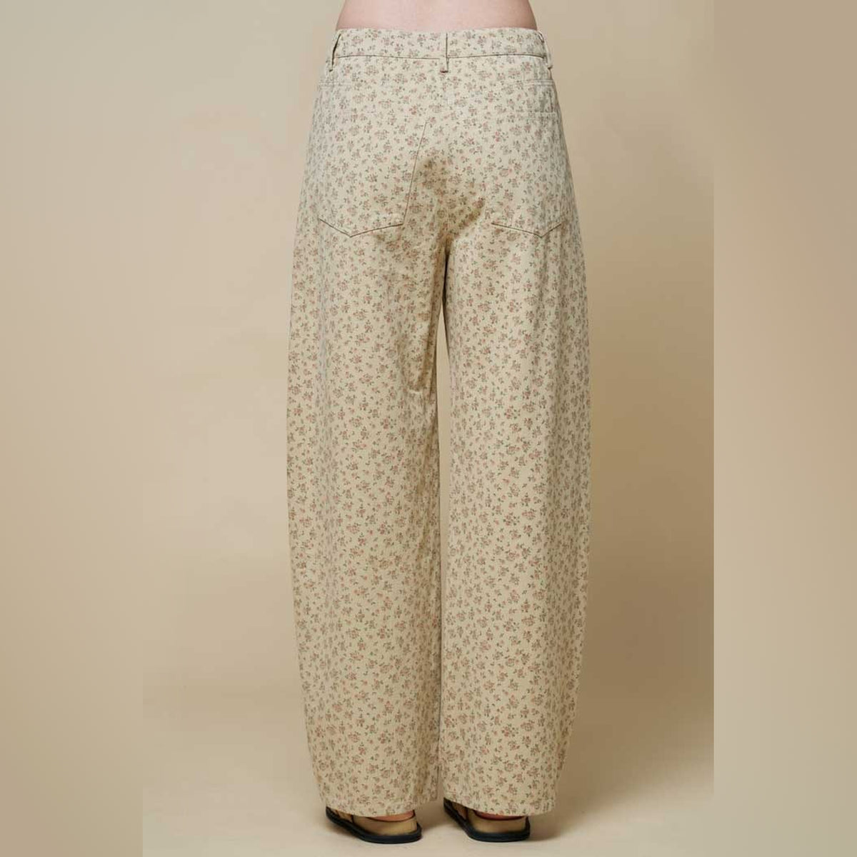 Pantalón Barrel Bordado para Dama