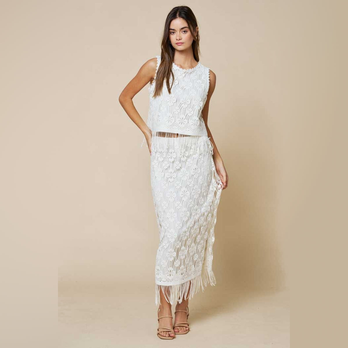 Conjunto de Top de Crochet y Falda Maxi con Flecos para Dama