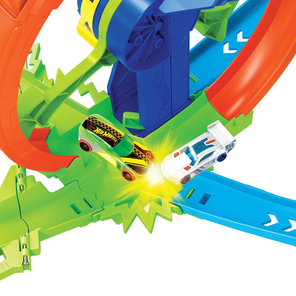 Hot Wheels | Rapid Launch & Loop