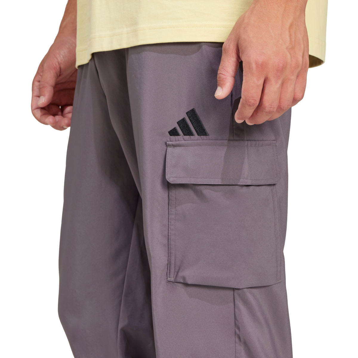 Adidas | Essentials Small Logo Cargo