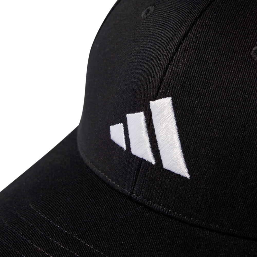 Adidas | Una gorra deportiva