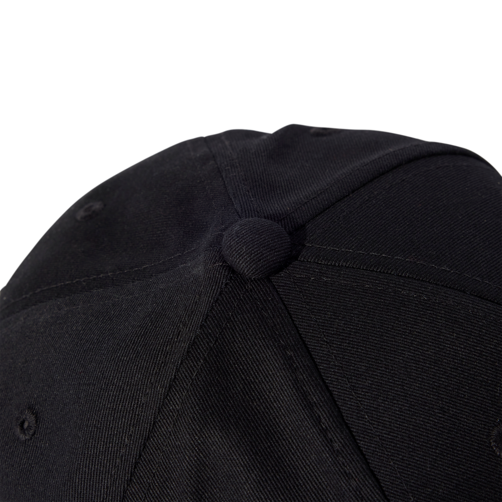 Adidas | Una Gorra De Cierre Trasero Con Trifolio adidas