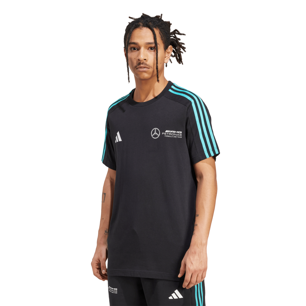 Adidas | Una Playera Estampada  Del Equipo Mercedes