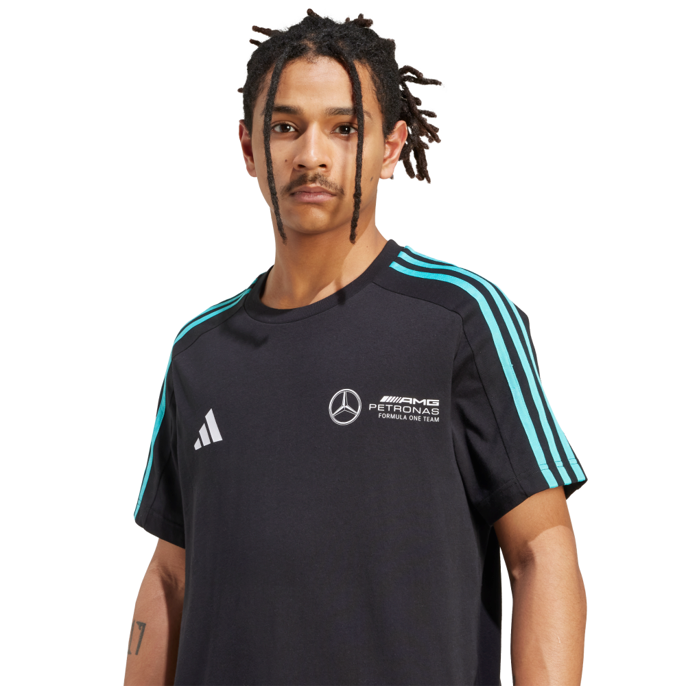 Adidas | Una Playera Estampada  Del Equipo Mercedes