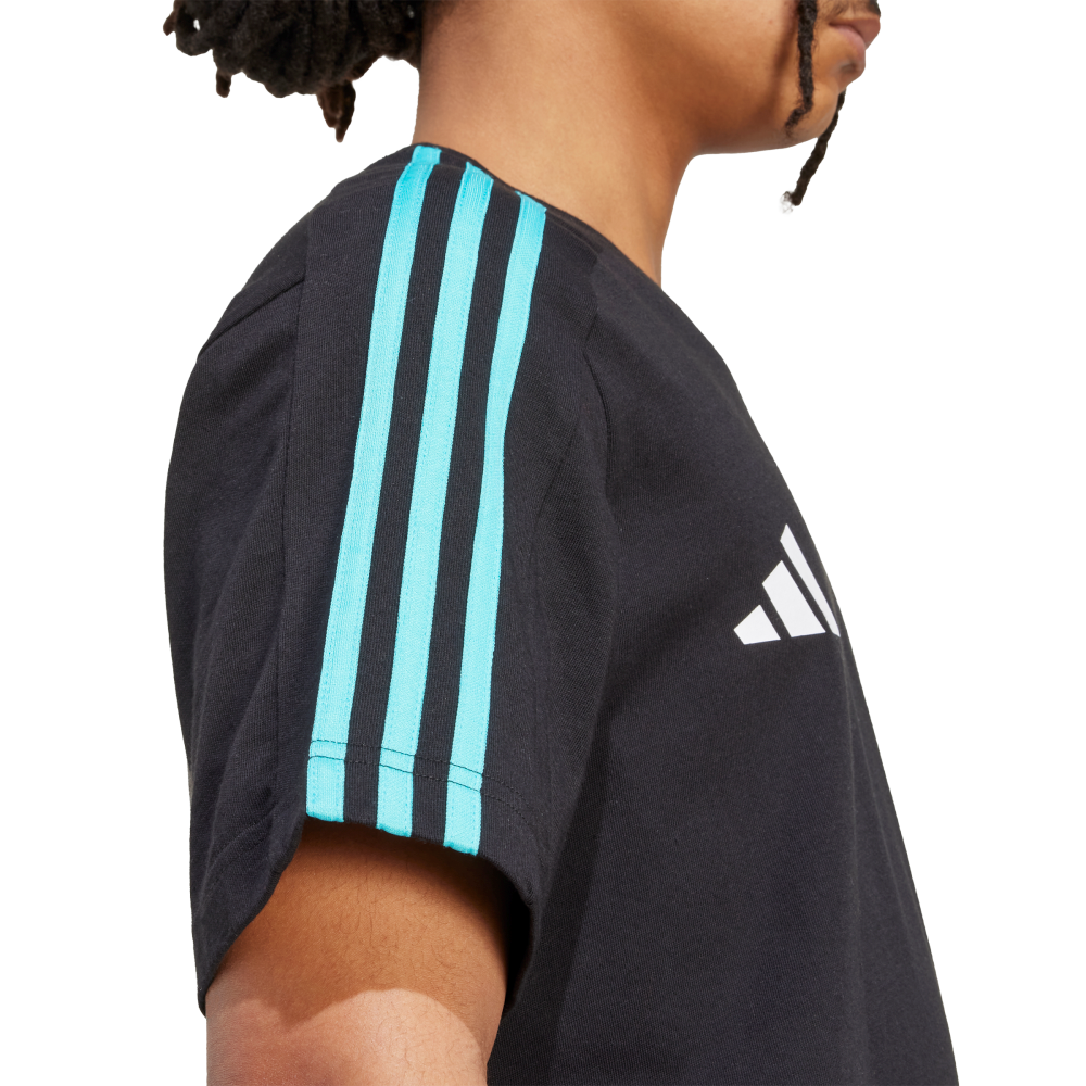 Adidas | Una Playera Estampada  Del Equipo Mercedes