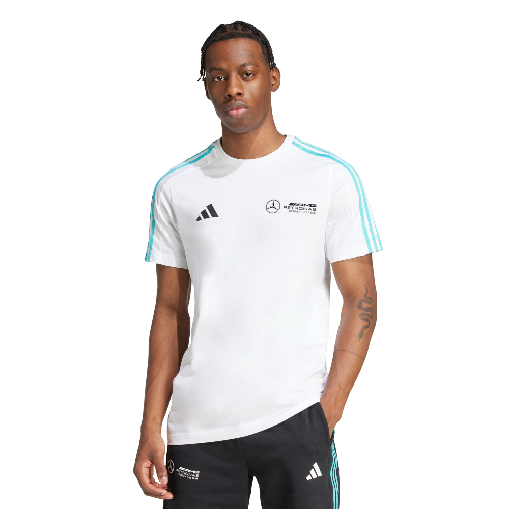Adidas | Una Playera Estampada Del Equipo Mercedes