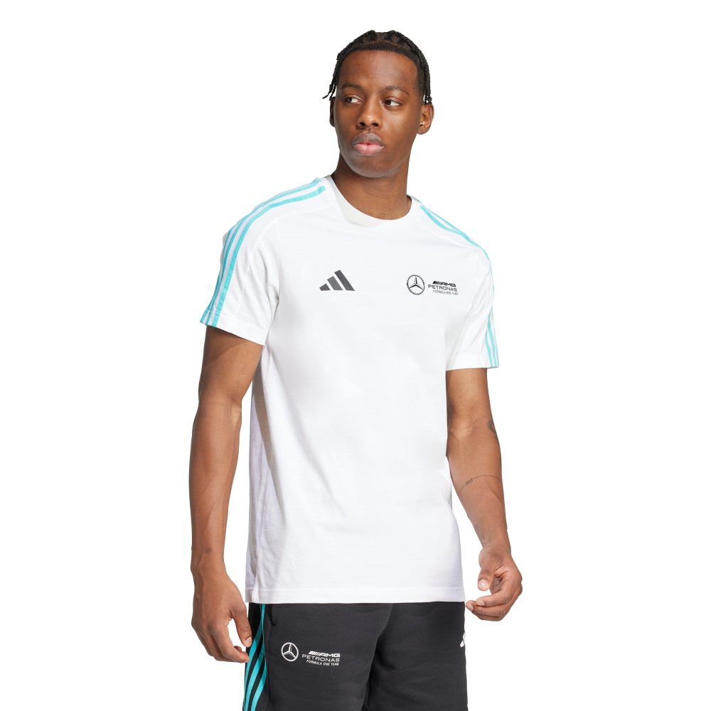 Adidas | Una Playera Estampada Del Equipo Mercedes