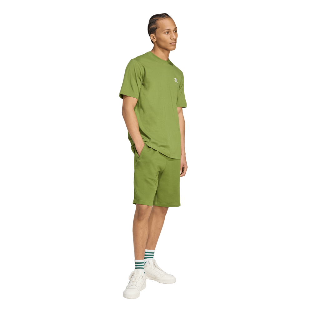 Adidas | Una Playera  Suave Que Destaca El Logo Del Trifolio