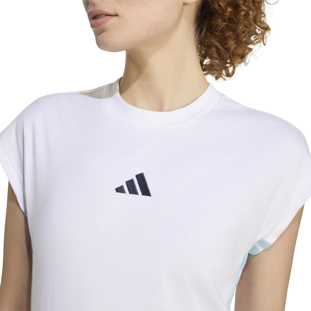 Adidas | Camiseta de tres rayas Essential de Malla Simple