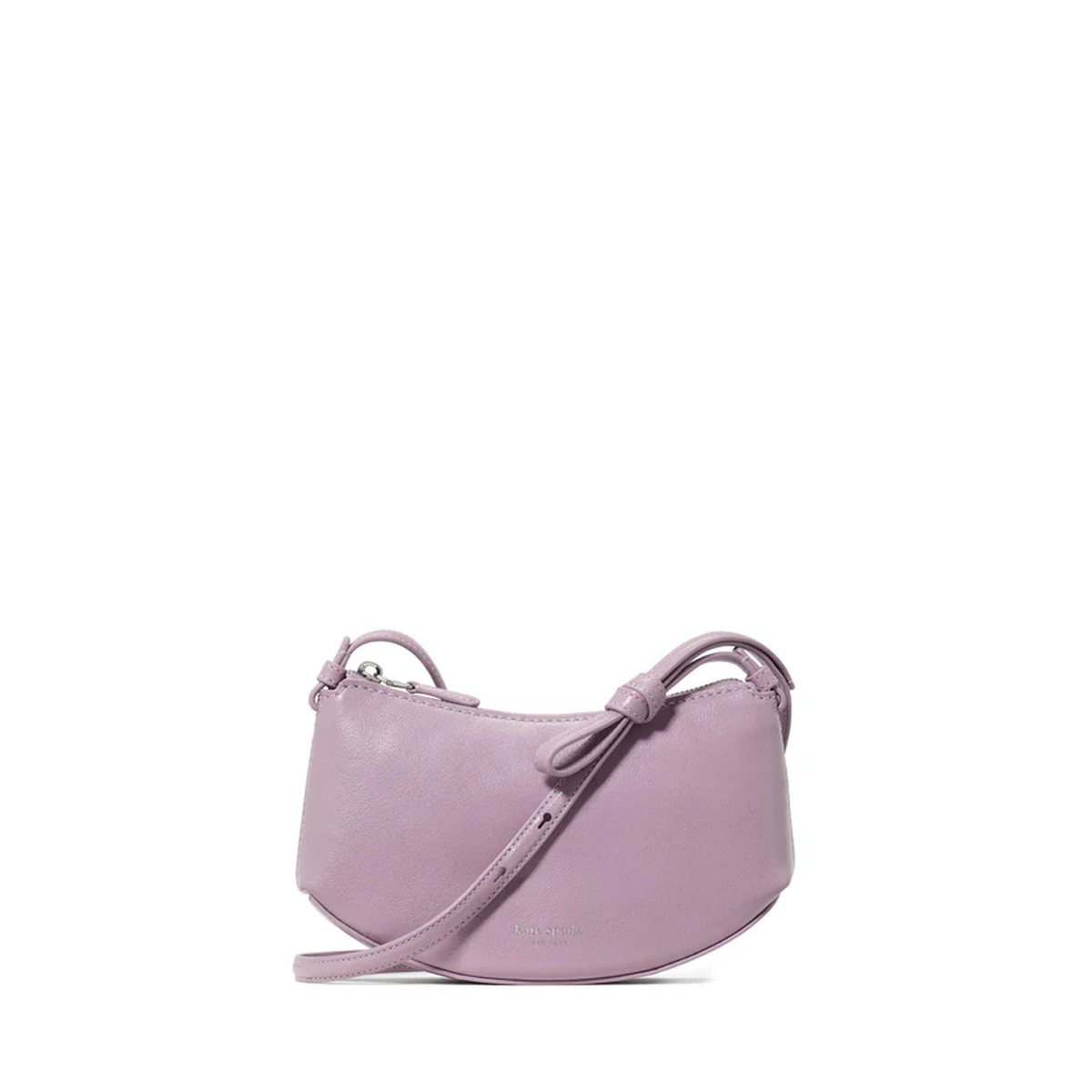 Bolso crossbody cuero brillante en color violeta con diseño suave y correa ajustable de Kate Spade