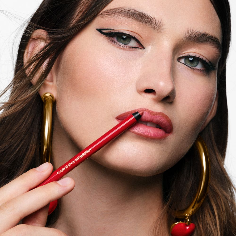 Carolina Herrera | Fabulous Kiss Lip Line