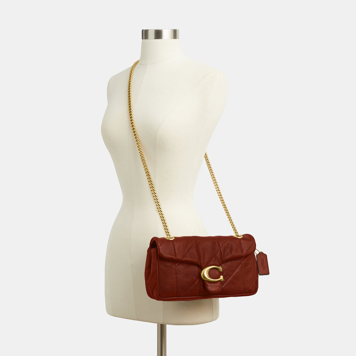 Coach  |  Bolso de hombro Tabby 26 con acolchado
