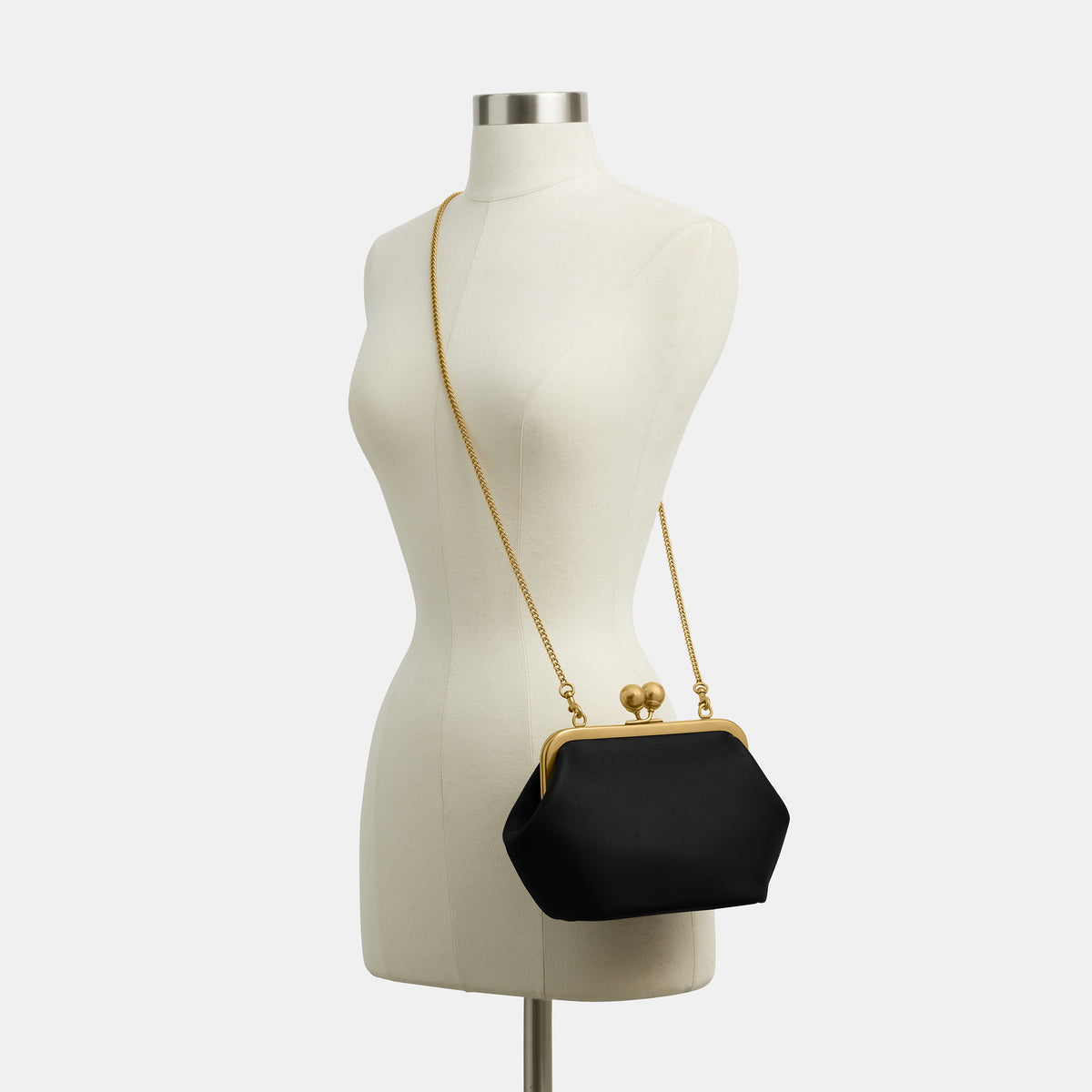 Coach  |  Kisslock Frame Bag 16