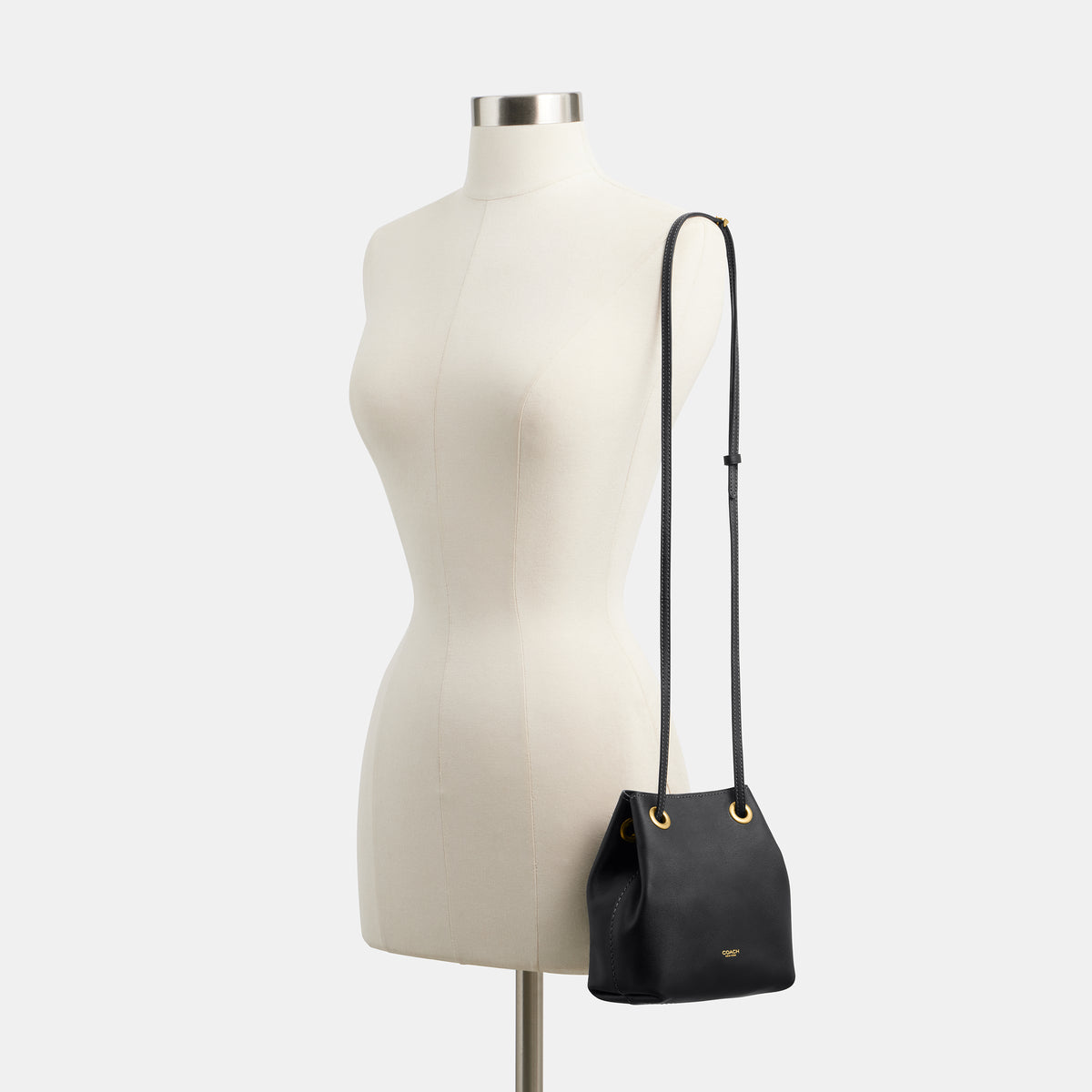 Coach  |  Bolsa con cordón jade