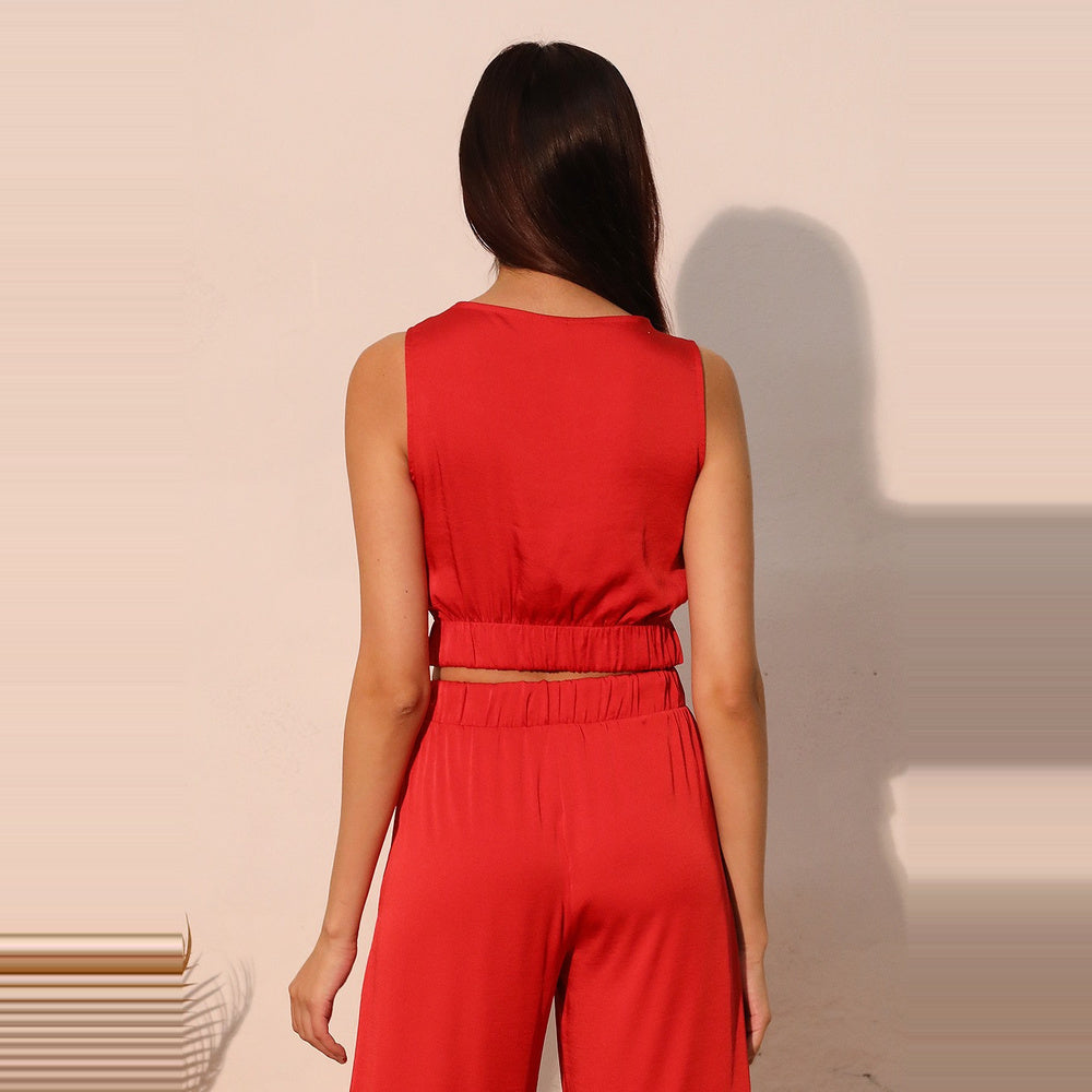 Top Corto Satinado con Nudo Frontal para Dama