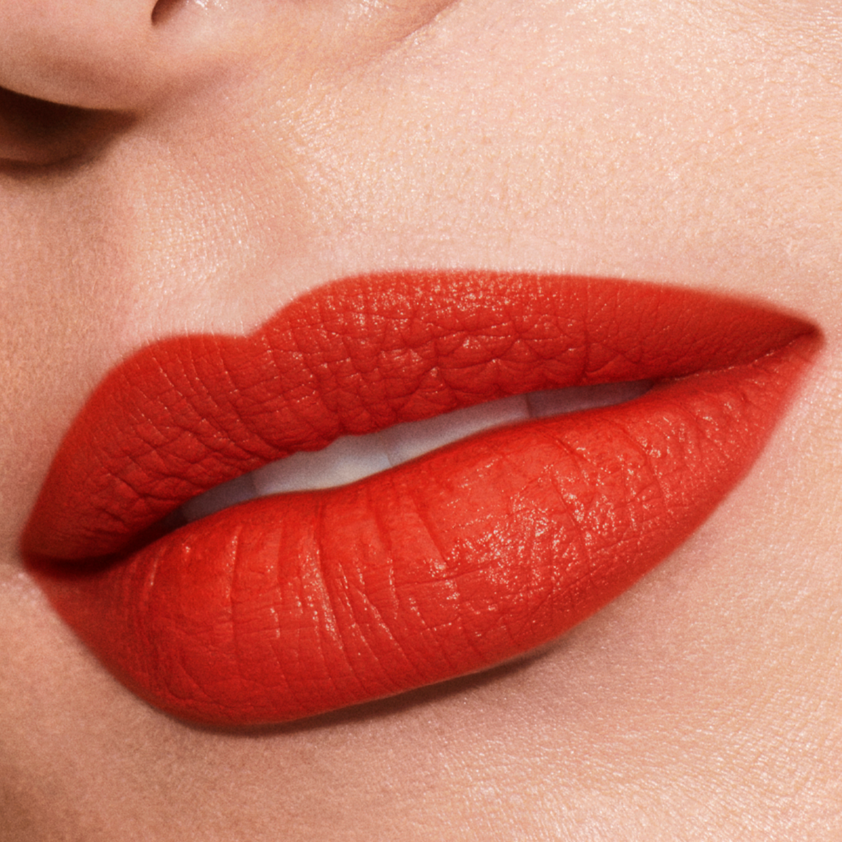 Estée Lauder Labial Pure Color Explicit Mate Sedoso